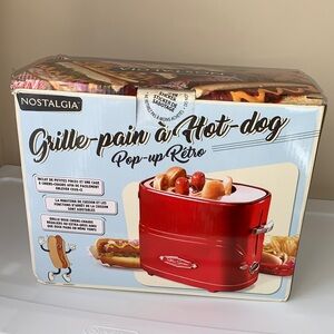 Nostalgia Retro Pop-Up Hot Dog Toaster - Red
